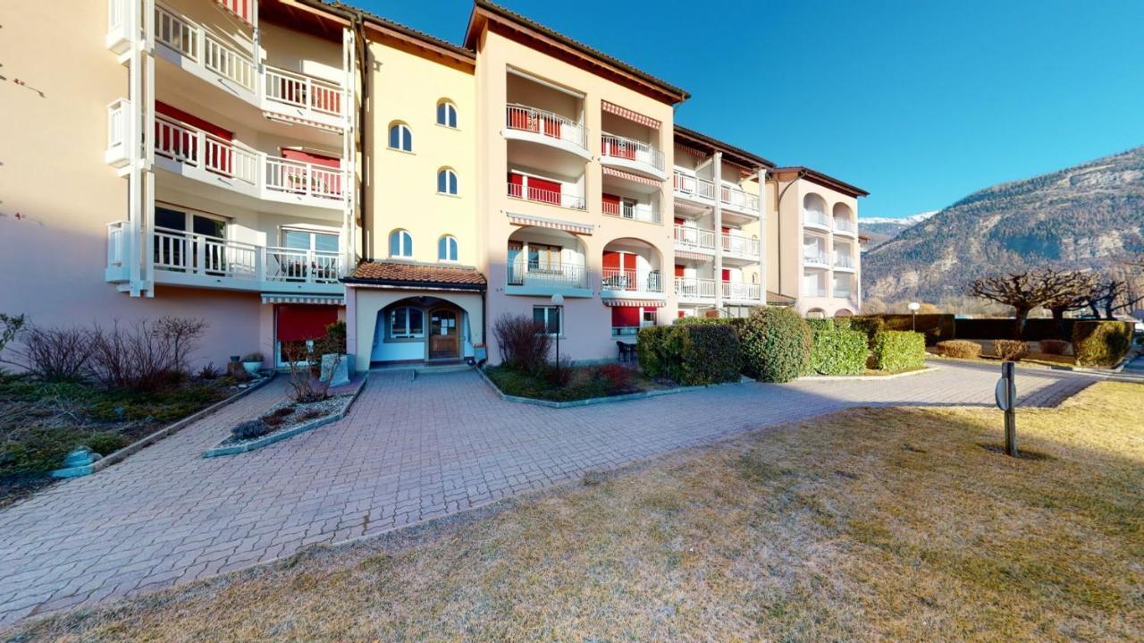 Beautiful 2 Bedrooms Apartment, Perfectly Located In Saillon Exterior photo